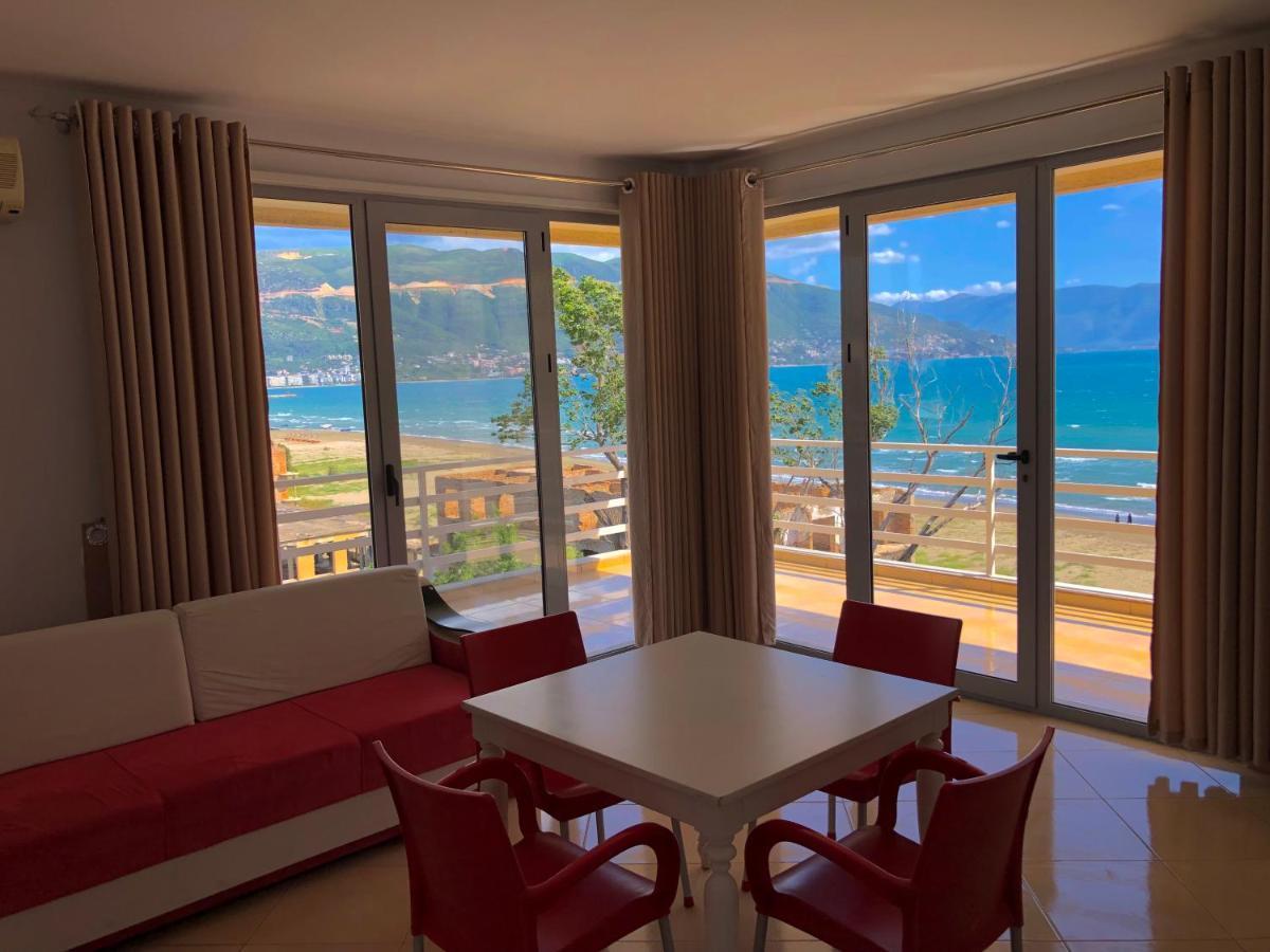 Vlore Apartment Bagian luar foto
