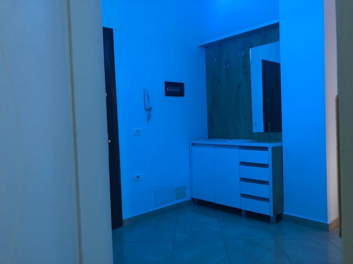Vlore Apartment Bagian luar foto