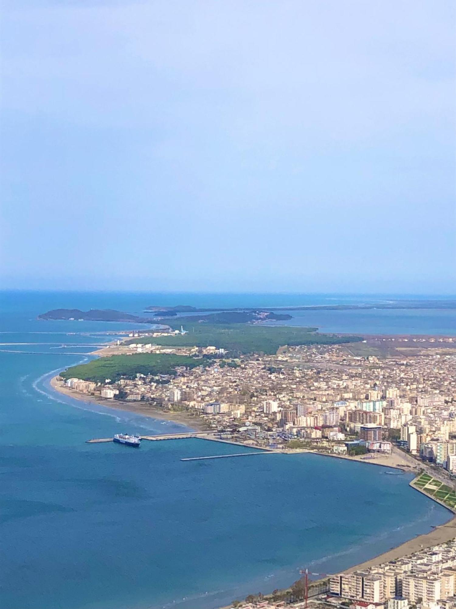 Vlore Apartment Bagian luar foto